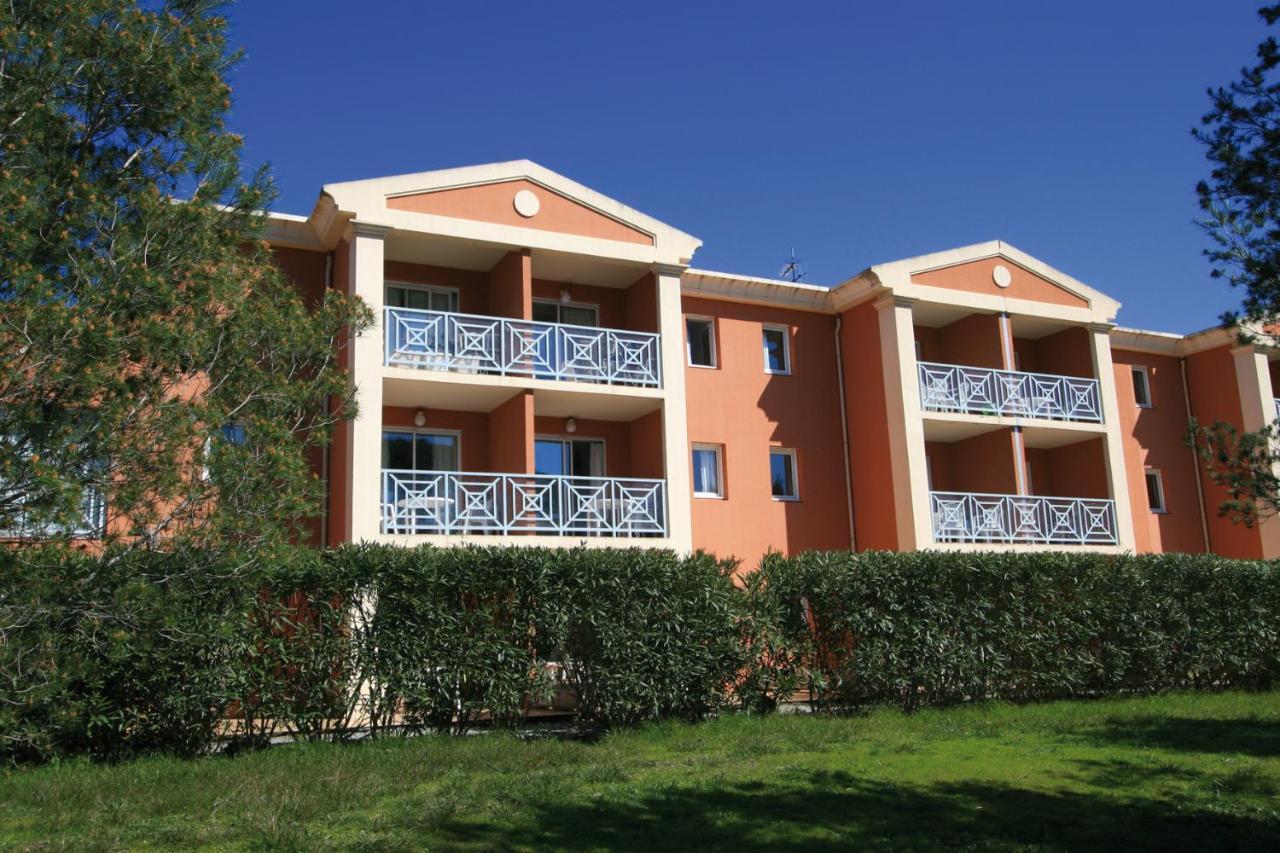 Lagrange Vacances Le Domaine Des Grands Pins Saint-Raphaël Exterior foto